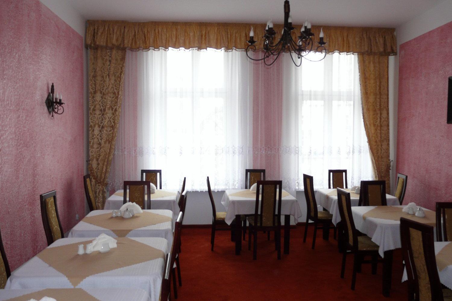Hotelik Parkowy Legnica Ngoại thất bức ảnh